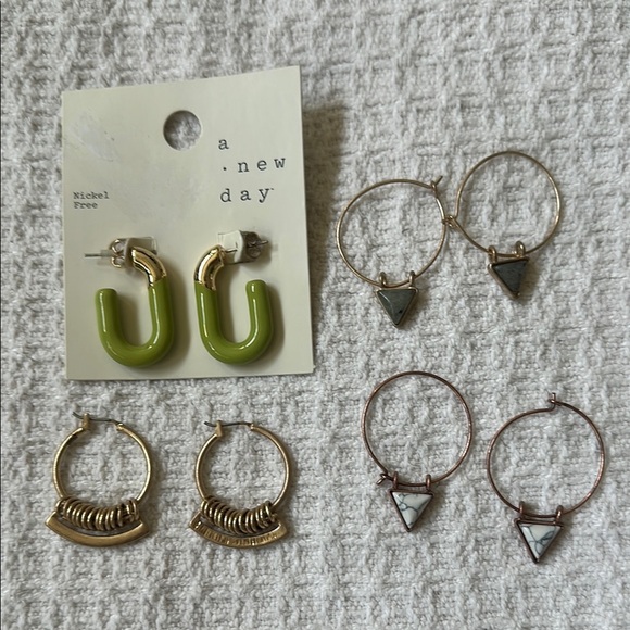 a new day Jewelry - Set of Stylish Earrings